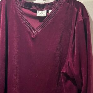 NWT sz 22/24 Russ Burgundy V-Neck velour top